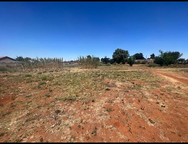 3,775M² VACANT LAND FOR SALE IN KOOKRUS